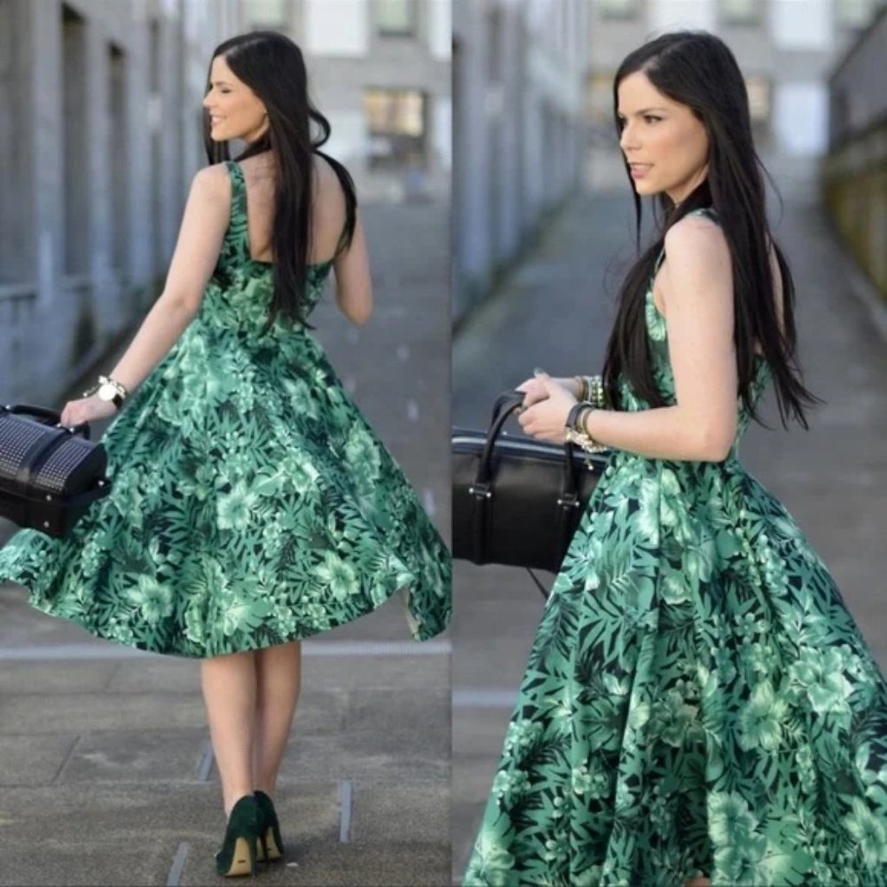 ZARA Green Tropical Fit and Flare Dress Size Small Palm Hawaiian Blogger